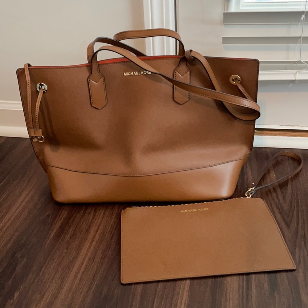 Michael Kors purse